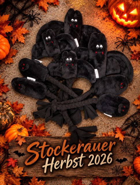 Wir sehen uns am Montag, 26.10 in Stockerau! 
Wenn du was bestimmtes brauchst, schreib uns gerne an, wir nehmen es dir mit, auch nur zum anproben.
Anproben für Geschirr oder Mantel sind möglich gegen Absprache auch Sonntag am Abend, schreib uns einfach PN wegen Termin👏🏻🍂
PS: zu gewinnen gibt es die Halloween Mäuse und Vampirfledermäuse👻🎃