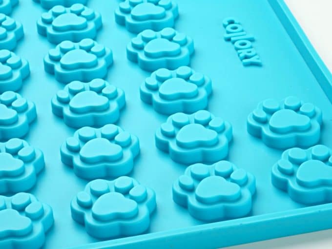 Baking Mold Medium Paws - Image 4